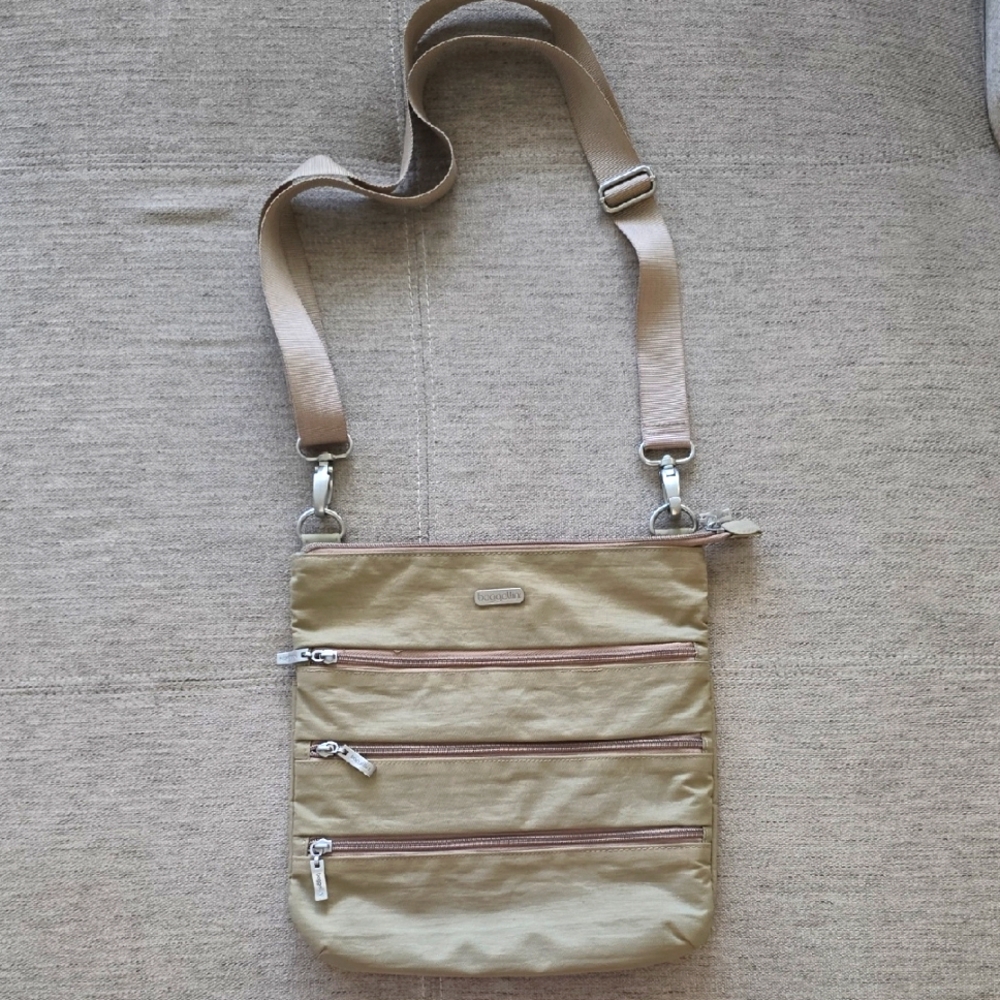 Baggallini Taupe Crossbody Bag with Multiple Pockets, Blue Interior
